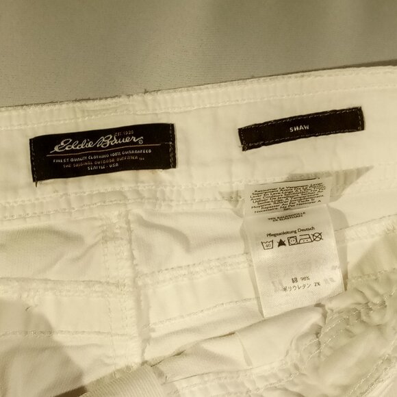 Eddie Bauer SHAW Pants  sz 8  White  Corduroy  Capris  Button detail Pockets GUC - Picture 6 of 12